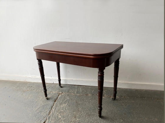 Image 1 of Table de salle à manger victorienne à rallonge en acajou avec pieds tournés et roulettes