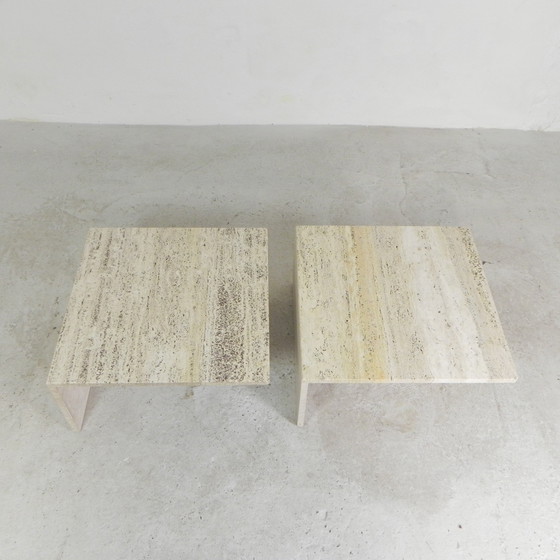 Image 1 of Ensemble de 2 tables basses en travertin, Up and Up, années 1970