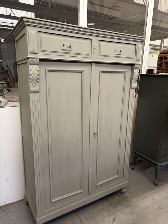 Image 1 of Brocante girls' wardrobe / sideboard