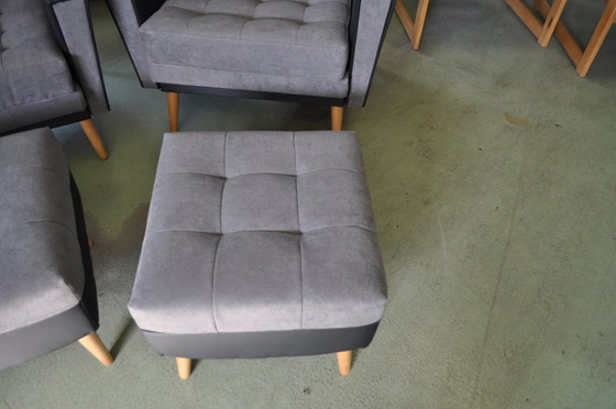 Mid-Century Modern Ottomans in Grey and Black, 1950s, Set of 2 – Footstools & poufs, Mid Century Modern (photo 4 of 6)