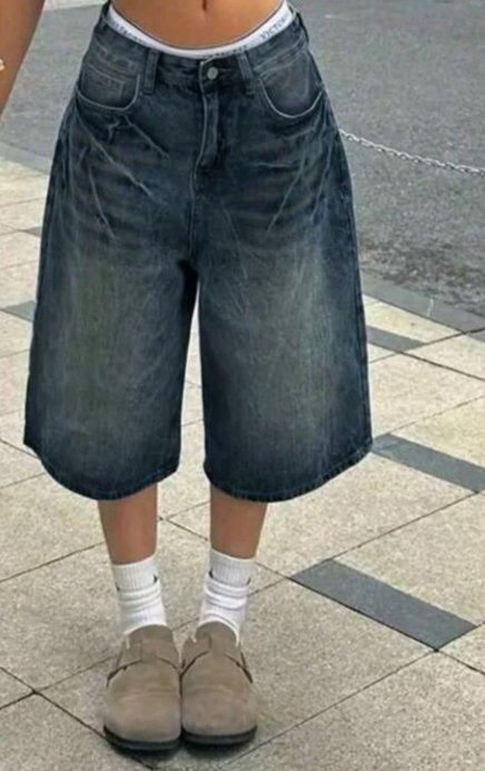 Image 1 of Bermudas