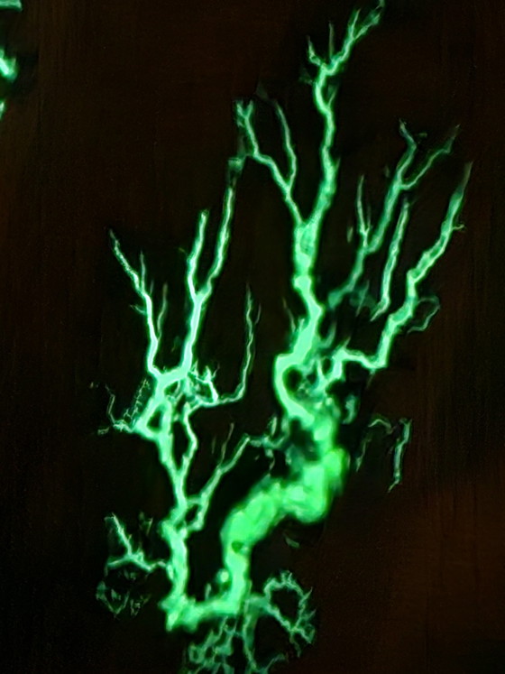 Image 1 of Glow Salontafel Bliksem Patronen - Kleurrijke Epoxy -ligtenberg burning