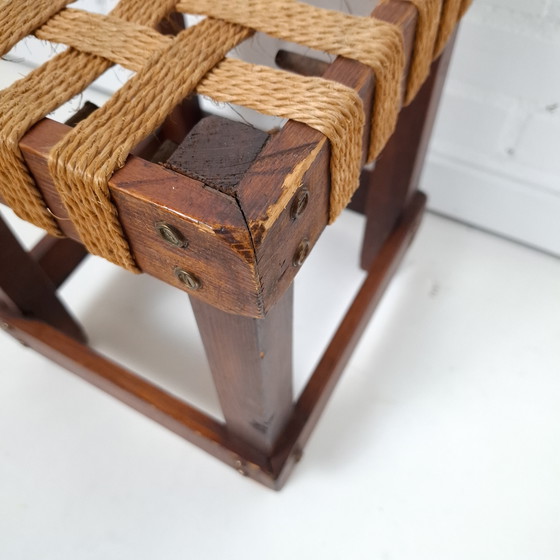 Image 1 of Vintage brutalist krukje touw zitting / hout jaren 50/60