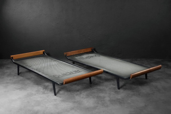 Image 1 of Divano letto Cleopatra in stile moderno olandese di metà secolo di Dick Cordemeyer per Auping, 1953