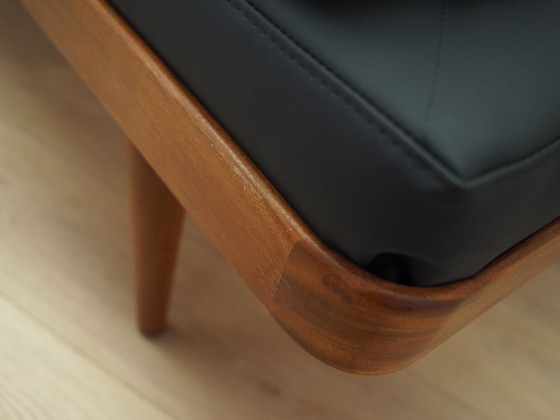 Image 1 of Lit de jour en teck, design danois, années 1970, production : Danemark