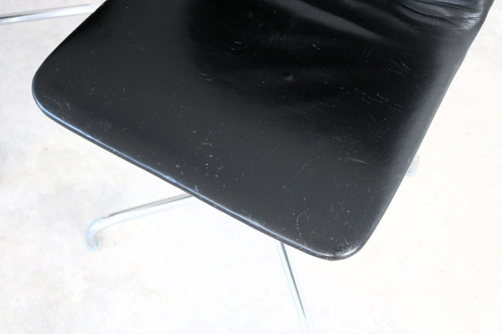 Image 1 of 4x vintage Brabantia dining chairs