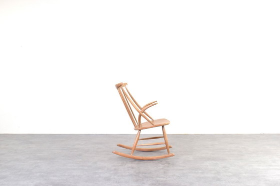 Image 1 of Fauteuil à bascule en chêne style Mid-Century par Illum Wikkelsø pour Niels Eilersen, années 1950.