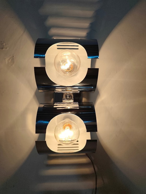 Image 1 of Metalen wandlamp. Spanje, jaren 1970.