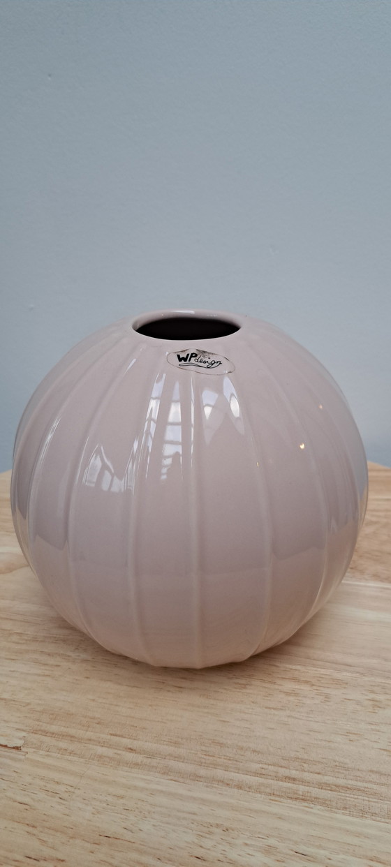 Image 1 of Vaso in ceramica WP Design anni '90 – sferico – rosa nude – interno moderno