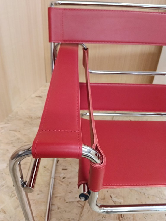 Image 1 of KNOLL Studio Set van 2 WASSILY B3 fauteuils (NIEUW) in rood leer