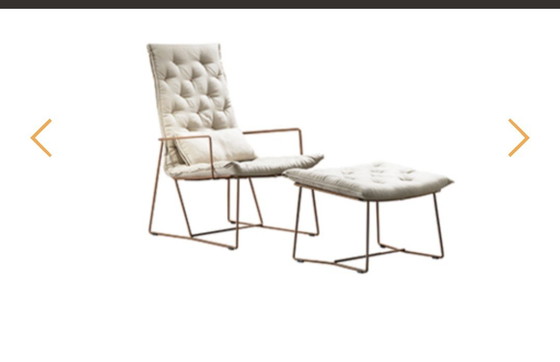 Image 1 of Syrma Armchair met bijzettafeltje