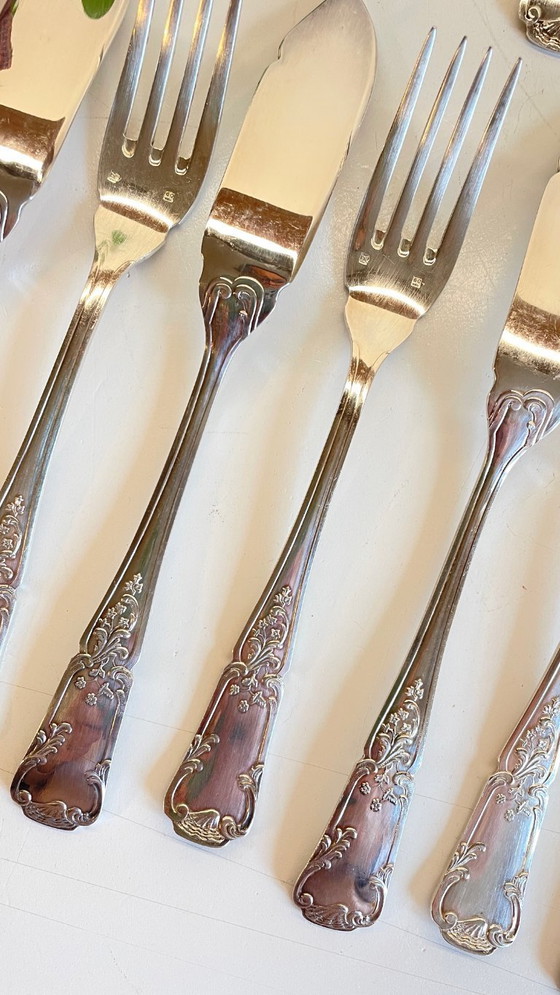 Image 1 of 12 Fourchettes 12 Couteaux à Poisson PLATIL Métal Argenté 