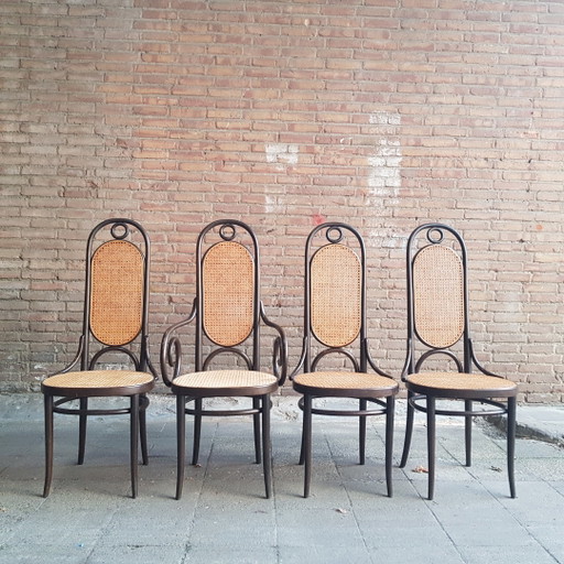 4 Thonet stoelen model Long John uit 1978