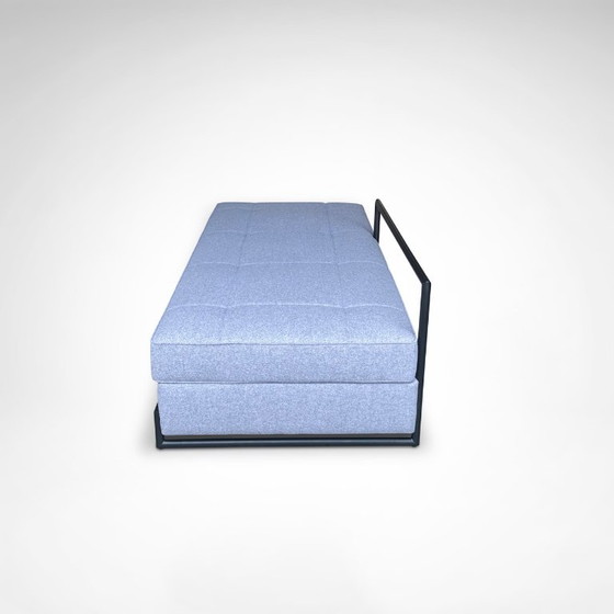 Day Bed by Eileen Gray in Black Metal and Kvadrat Wool Fabric for Classicon – Chaise longue (photo 5 of 11)
