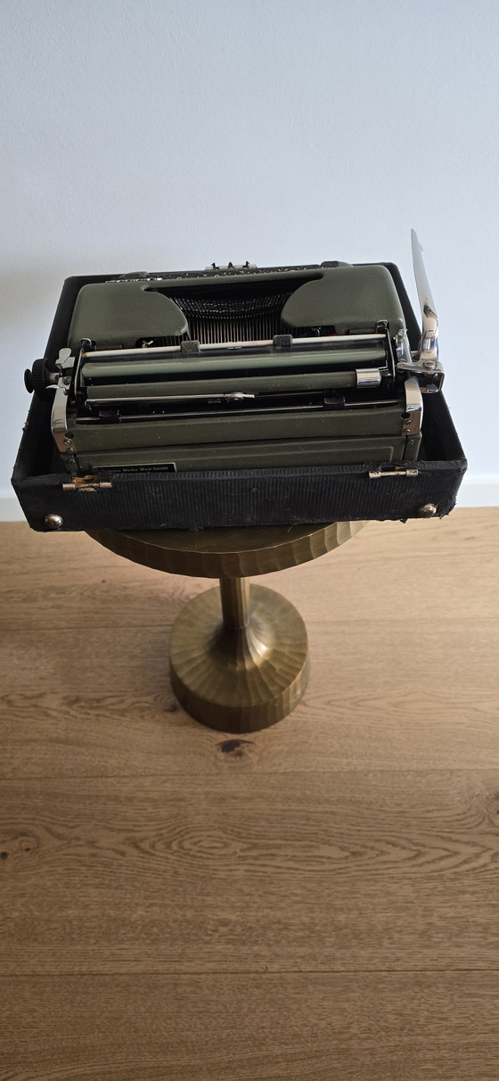 Se vende máquina de escribir Hermes 2000, – Objetos decorativos, Metal (photo 5 of 5)