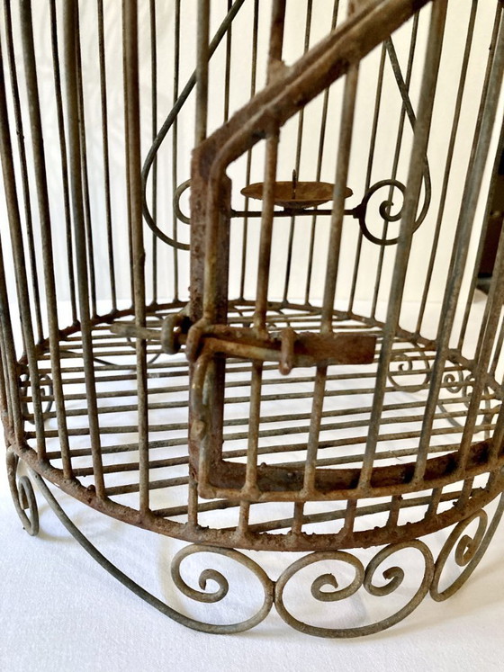 Image 1 of Jaula para pájaros antigua decorativa de hierro forjado