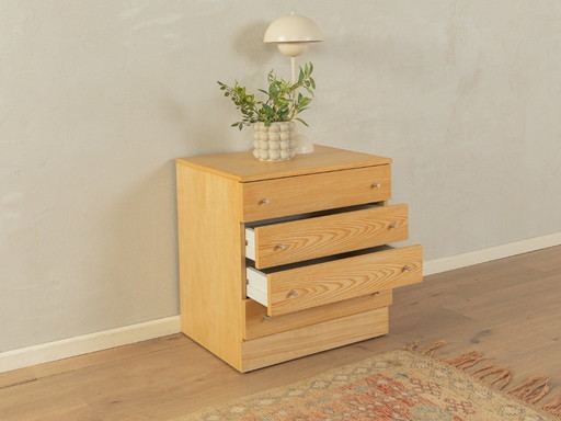 Cómoda clásica de los años 70