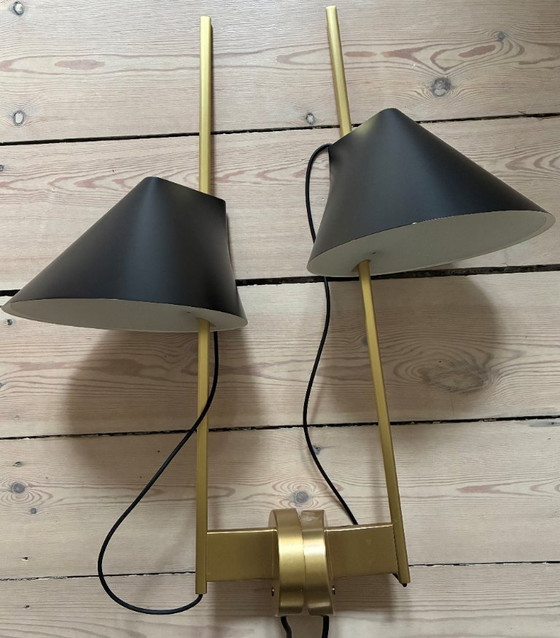 Set van 2 Louis Poulsen Yuh wandlampen – GamFratesi – Messing / Zwart – Metal (photo 4 of 5)