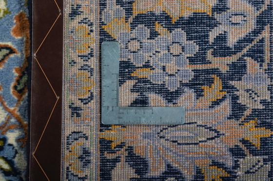 Image 1 of Tapis d'orient Isfahan liège noué à la main - 344 x 237 cm