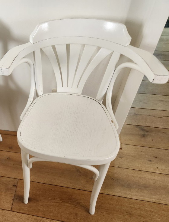 2x Thonet Bugholz-Caféstühle Weiß – Esszimmerstühle, Wood (photo 5 of 5)