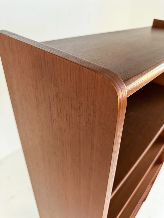 Image 1 of Vintage Deense teakhouten boekenkast ‘60