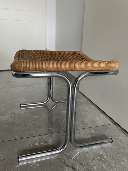 RVS-Chroom / Rotan krukje / voetensteun