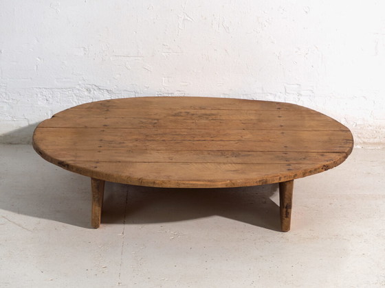 Rustic round cutting board table in solid wood – Central Europe, early 20th century – Coffee tables (photo 28 of 40)