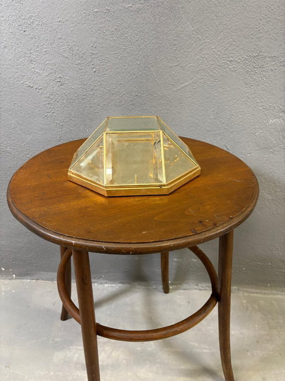 Image 1 of Geometrische wandlamp van messing en glas, jaren 80