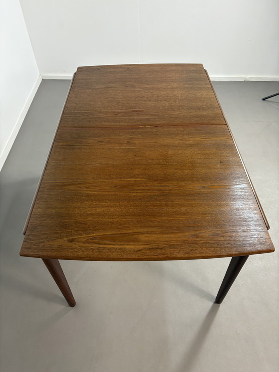 Image 1 of Vintage uitschuifbare Teak Tafel jaren’60