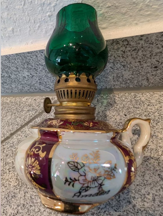 Image 1 of Antica lampada a olio in miniatura in porcellana della manifattura Oscar Schlegelmilch