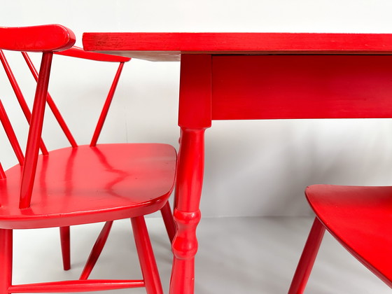 Image 1 of Vintage Set Of 3 Mid-Century Red Lacquered Chairs With Table 