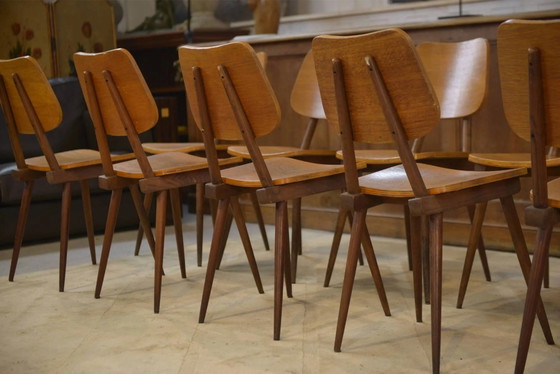 Set di 10 sedie in rovere degli anni '60. – Sedie da pranzo, Legno, Vintage (photo 10 of 11)
