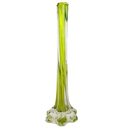 Vintage mid-century gedraaide vaas groen glas met draaistam 1950's