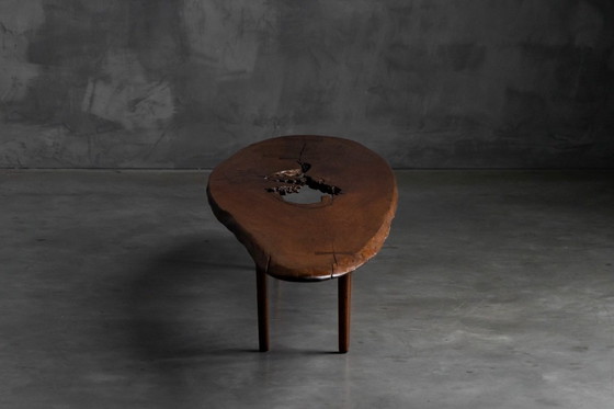 Image 1 of Mesa de centro moderna orgánica con hueco natural, Francia, mediados del siglo XX