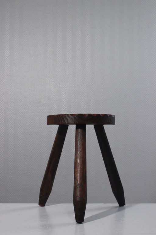 Tabouret de traite tripode vintage design brutaliste populaire France 1950s