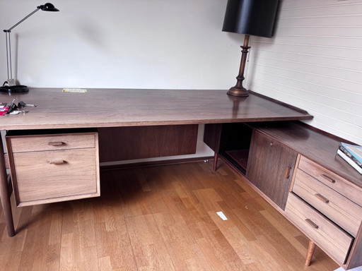 Arne Vodder Bureau