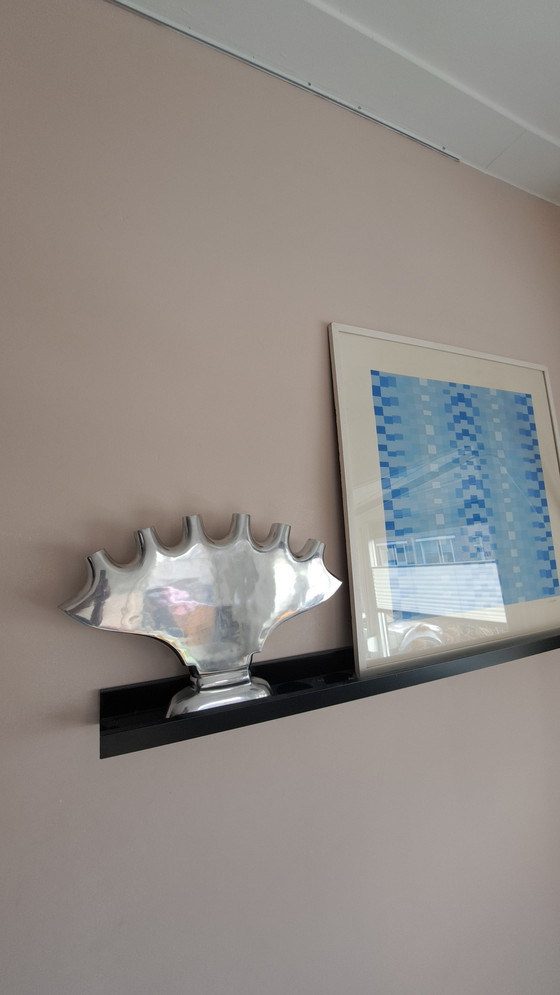 Image 1 of Vase sculpture