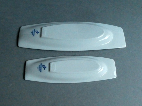 Image 1 of 2 kommen, wit porselein, Fürstenberg, serie TAPA, ontwerp Mikaela Dörfel