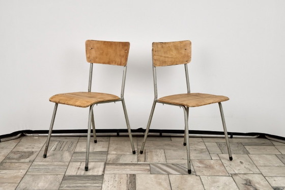 Set van 4 vintage stoelen, jaren 60, Tsjechoslowakije – Eetkamerstoelen, Wood (photo 4 of 19)