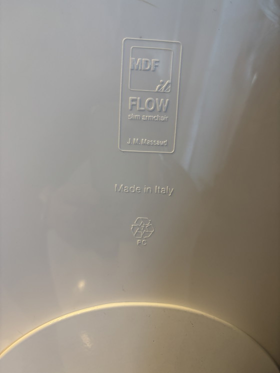 Image 1 of Poltrona Flow Slim MDF Italia