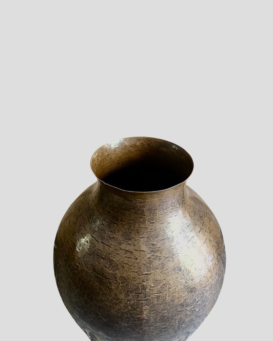 Image 1 of Grande vaso da terra in rame di Harald Buchrucker, realizzato a mano negli anni '30 con martello.