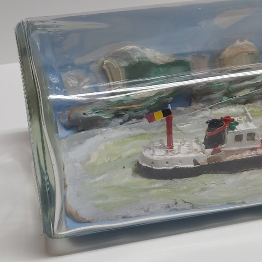 Un bateau dans une bouteille de Johnny Walker (art populaire)