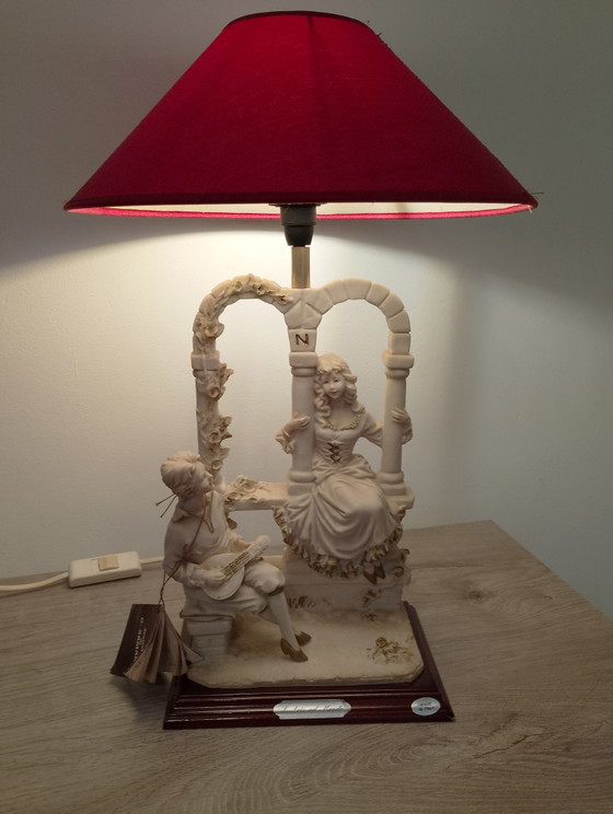 Image 1 of Lampe sculpture G Armani l arte nel mondo Capodimonte en biscuit de porcelaine italien 