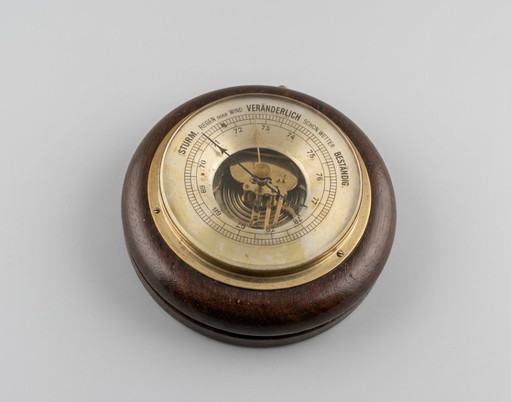 Antikes Barometer mit Messing-Zifferblatt und Holzgehäuse – Ø ca. 14 cm
