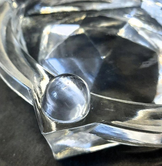 Image 1 of Coupe en cristal Šipek – Chef-d'œuvre géométrique en verre