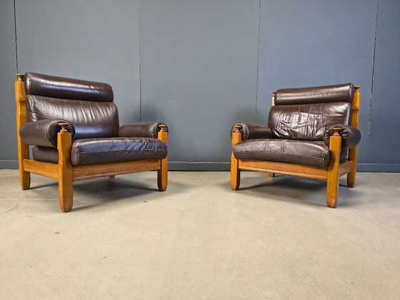 Image 1 of Poltrone vintage rustiche in pelle marrone e rovere, anni '60 - set di 2