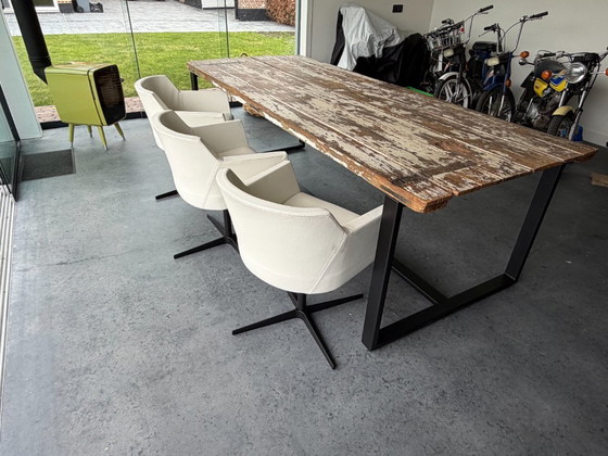 Image 1 of Beautiful, robust dining table with 6 leather Mobitec swivel chairs
