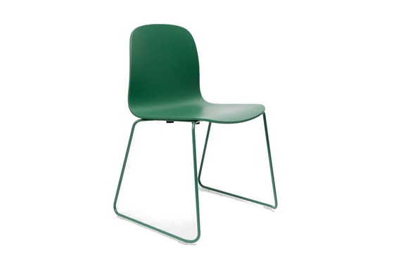Image 1 of Sedia Muuto Visu, struttura in acciaio, verde scuro