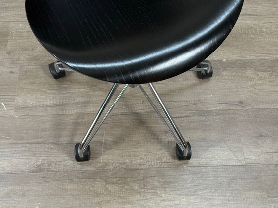 Image 1 of Fritz Hansen Butterfly black