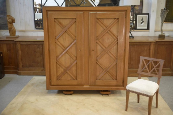 Armadio in rovere biondo con motivo a tratteggio incrociato geometrico degli anni '40. – Vintage (photo 14 of 15)